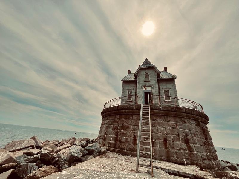 Lighthouses & Maritime Heritage Tells Stories of Americas Seafaring Past